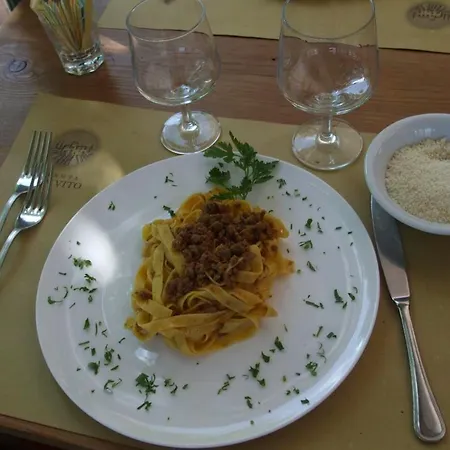 Brucianesi Sleeps 4 Pool Wifi T763518 Lejlighed Camaione